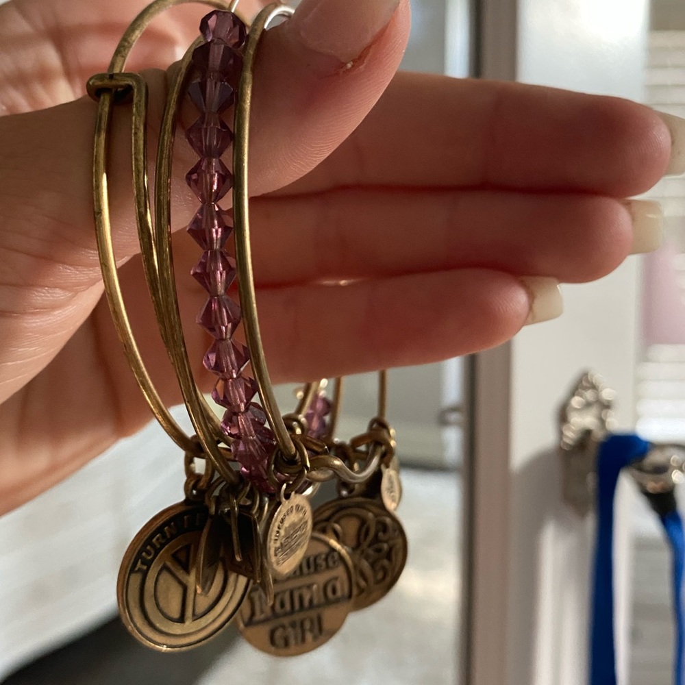 Alexa and ani set bracelets